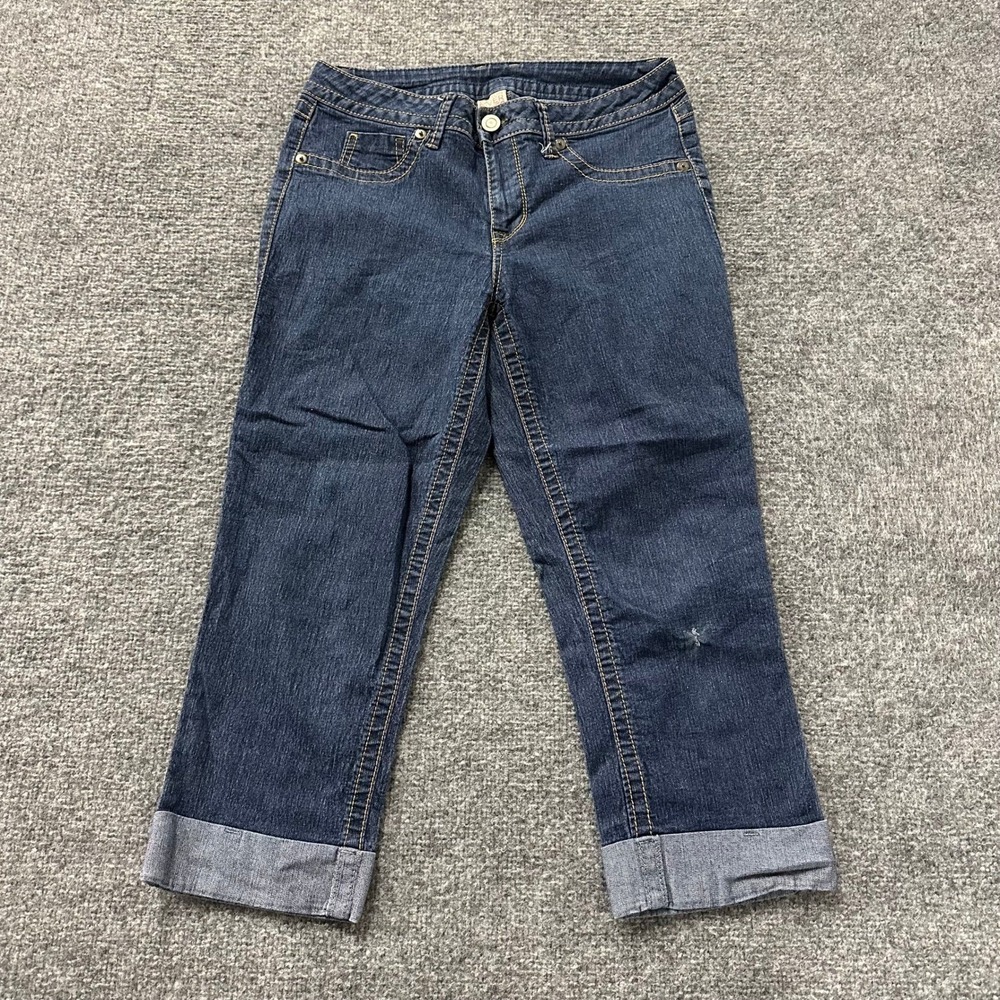 Canyon River Blues Capri Jeans Womens Size 8 Dark Wash Embroidered Cuffed